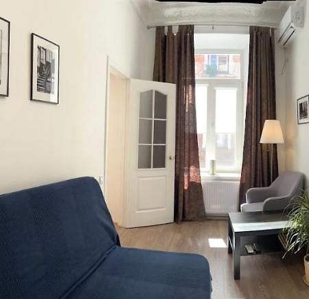 Charming Apartment Odessa Eksteriør billede